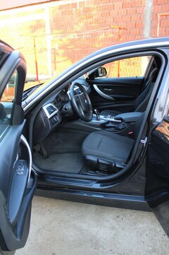 Bild des Angebotes BMW 318 318d Aut.
