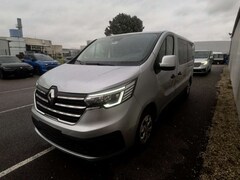 Bild des Angebotes Renault Trafic Combi L2H1 3,0t Intens 9 Sitze Automatik!