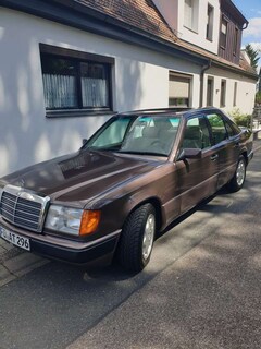 Bild des Angebotes Mercedes-Benz E 230