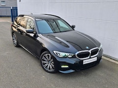 Bild des Angebotes BMW 330 e*LCProf*M-SPORT*HUD*ACC*PARKASS+*KEYLESS GO
