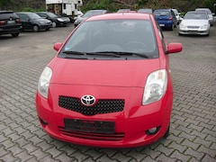 Bild des Angebotes Toyota Yaris 1.3 VVT-i Executive