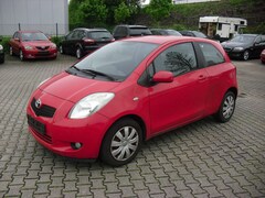 Bild des Angebotes Toyota Yaris 1.3 VVT-i Executive