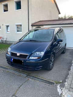 Bild des Angebotes Fiat Ulysse 2.0 JTD DPF Emotion