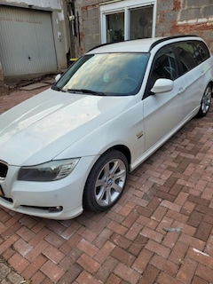 Bild des Angebotes BMW 320 320d xDrive