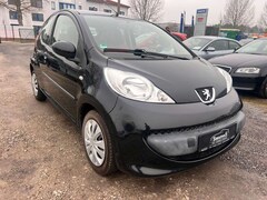 Bild des Angebotes Peugeot 107 Urban Move 70 Klima el.Fenster Tüv neu