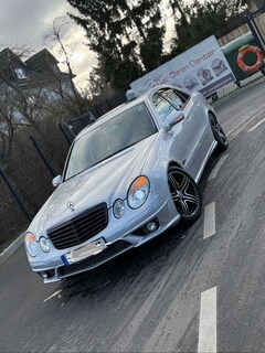 Bild des Angebotes Mercedes-Benz E 220 AMG E63  (Optik). 211 PS