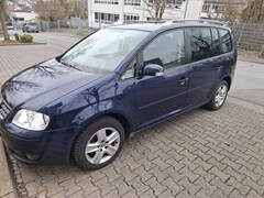 Bild des Angebotes VW Touran Highline