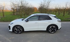 Bild des Angebotes VW T-Roc T-Roc 1.5 eTSI DSG R-Line H&K Sound 20" TOP !