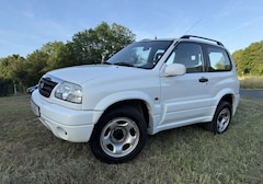 Suzuki Grand Vitara 1.6 Cool 4x4 1,Hand Klima Webasto Tüv 4/2028