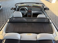 Bild des Angebotes Mercedes-Benz CLK 230 K ELEGANCE final edition Auto.Cabrio
