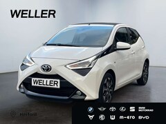 Bild des Angebotes Toyota Aygo x-play Team Deutschland *Faltdach*CAM*PDC*