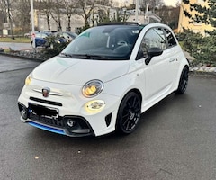 Bild des Angebotes Abarth 595C Estetico | Aerodynamik Kit | Black Edition | Navi