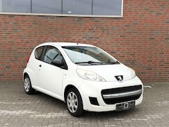 Bild des Angebotes Peugeot 107 TÜV 04.2028 Bluetooth Aux