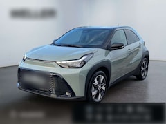 Bild des Angebotes Toyota Aygo X Hybrid 1,5l CVT  Teamplayer *LED*SHZ*CAM*