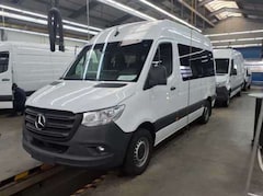 Bild des Angebotes Mercedes-Benz Sprinter 317 Kombi L2H2 Mobility Rollstuhl Lift