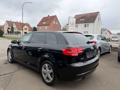 Bild des Angebotes Audi A3 Sportback S line Sportpaket/Garantie