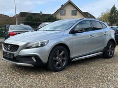Bild des Angebotes Volvo V40 Cross Country 2.0 D3 Momentum Automatik Xenon SHZ Navi Panorama