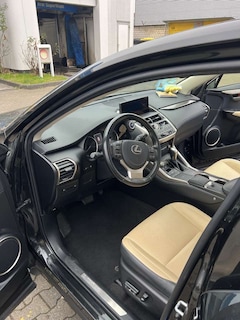 Bild des Angebotes Lexus NX 300h Executive Line Garantie 8 Rad Panorama