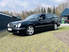 Bild des Angebotes Mercedes-Benz E 430 T Avantgarde*1.Hd*Brd Fzg*Navi*BOSE*Leder*Standhzg