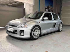 Bild des Angebotes Renault Clio V6 Phase 1 Zahnriemen und Wasserpumpe neu