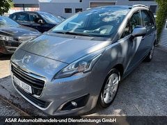 Bild des Angebotes Peugeot 5008 Allure XENON/LEDER/7-SITZE/PANO