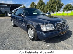 Bild des Angebotes Mercedes-Benz 220 124 C / Cabrio / Originalzustand / erste Hand