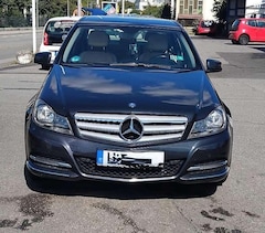 Bild des Angebotes Mercedes-Benz 220 Avantgarde
