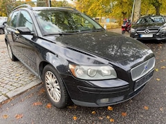 Bild des Angebotes Volvo V50 Kombi 2.4i Summum