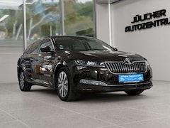 Bild des Angebotes Skoda Superb Combi Style 4x4 Aut., 1.Hand, Rentnerf.