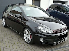 Bild des Angebotes VW Golf GTI Golf VI 2.0 Leder Xenon Schiebedach Navi Pdc Sitzh