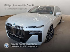 Bild des Angebotes BMW 740 d xDrive M Sport PanoSky B&W AHK St-Hzg 21"