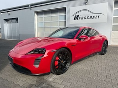 Bild des Angebotes Porsche Taycan GTS HeadUp Bose Panorama 21" RS Kamera Carbon