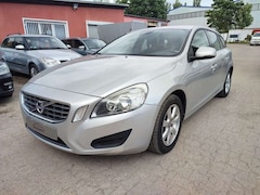 Bild des Angebotes Volvo V60 Kombi Basis 1.6/Tüv 05.2027