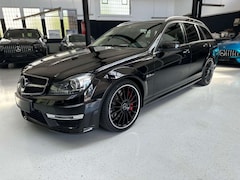 Bild des Angebotes Mercedes-Benz C 63 AMG C 63 T AMG / Neuwagenzustand / Servicegepflegt