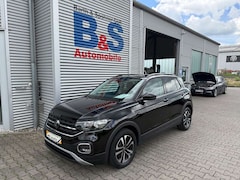 Bild des Angebotes VW T-Cross United