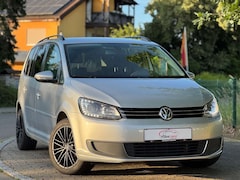 Bild des Angebotes VW Touran Comfortline/DSG/AHK/NAVI/  7 SITZER
