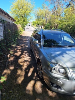 Toyota Avensis 1.8 VVT-i Combi