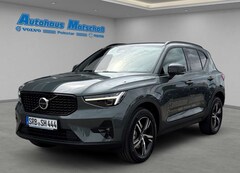 Bild des Angebotes Volvo XC40 B4 Plus Dark StandHZG AHK Digitales Cockpit Memory