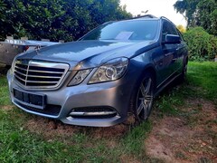 Bild des Angebotes Mercedes-Benz E 350 E 350 T CDI DPF 4Matic BlueEFFICIENCY 7G-TRONIC
