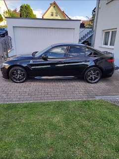 Bild des Angebotes Alfa Romeo Giulia 2.9 V6 Bi-Turbo Quadrifoglio