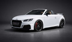 Audi TT RS ROADSTER RS-SPORTABGAS! EXCLUSIVE! "NUR 4917KM!"