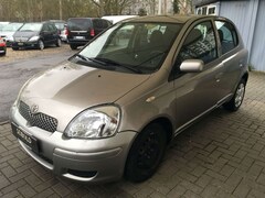 Bild des Angebotes Toyota Yaris 1.3 Sol/Autom/Klima/Allwetter/Tüv11.2026