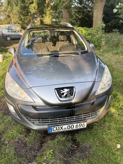 Bild des Angebotes Peugeot 3008 alles funktioniert