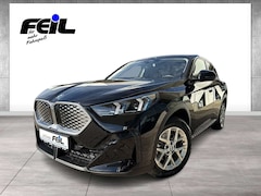 Bild des Angebotes BMW iX2 eDrive20 Head-Up DAB LED RFK Komfortzg.