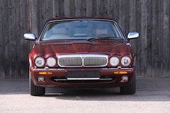 Bild des Angebotes Jaguar Daimler Super V8 Langversion 3 Jahre Garantie