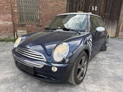 Bild des Angebotes MINI One Cooper 1.6 Checkmate * 1. Hand* Schiebedach*