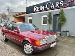 Bild des Angebotes Mercedes-Benz 230 E W124/AUTOM/SCHIEBEDACH/H-KENNZEICHEN/I.HD