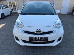 Toyota Verso-S Basis