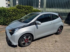 Bild des Angebotes Toyota Aygo AYGO x-play Automatik/Kamera/Klima
