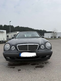 Bild des Angebotes Mercedes-Benz E 240 Classic
